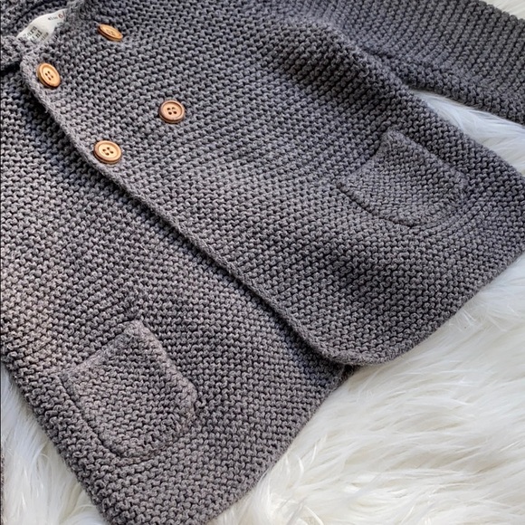 Zara knit cardigan with hood - size 6-9 months - Picture 6 of 8
